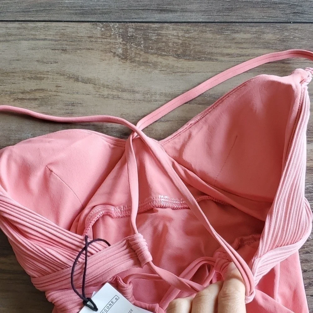 NWT Robin Piccone Lily Womens Pink Lemonade One Piece Swim Sz 6